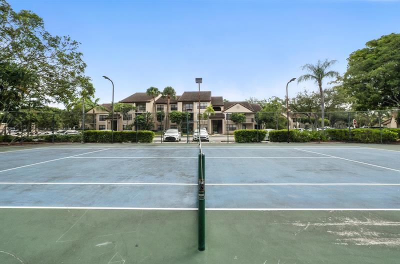 4281 W Mcnab Road Pompano Beach FL 33069