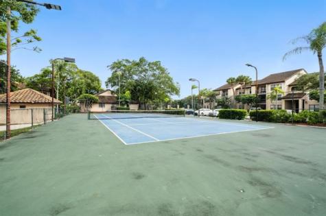 4281 W Mcnab Road Pompano Beach FL 33069