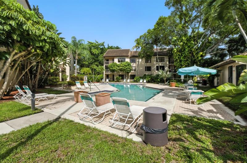 4281 W Mcnab Road Pompano Beach FL 33069