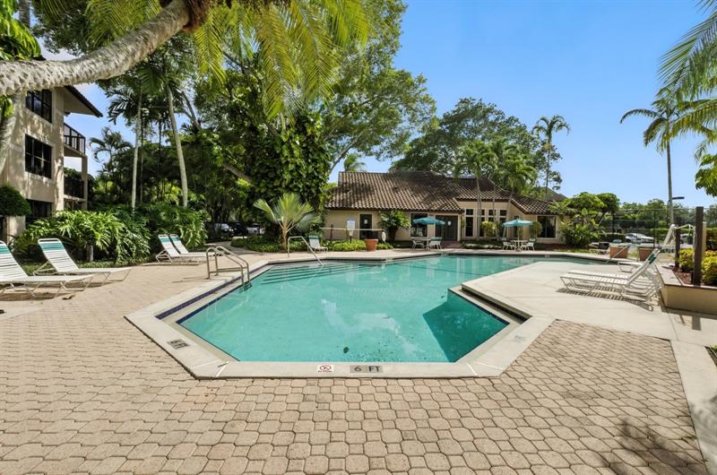 4281 W Mcnab Road Pompano Beach FL 33069