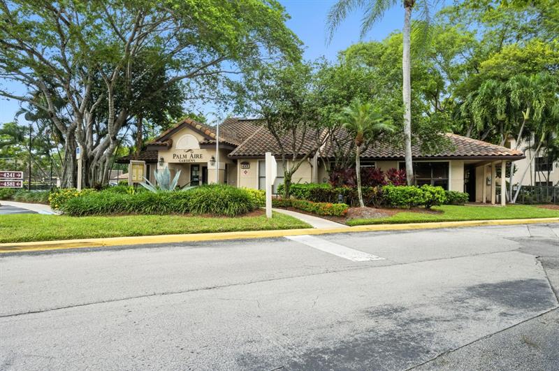 4281 W Mcnab Road Pompano Beach FL 33069