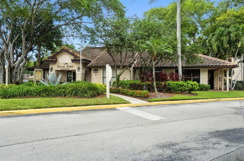 4281 W Mcnab Road Pompano Beach FL 33069