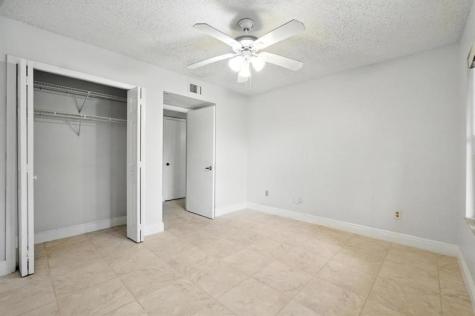 4281 W Mcnab Road Pompano Beach FL 33069