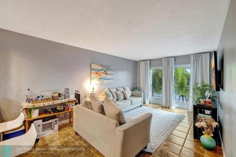 3004 NE 5th Terrace Wilton Manors FL 33334