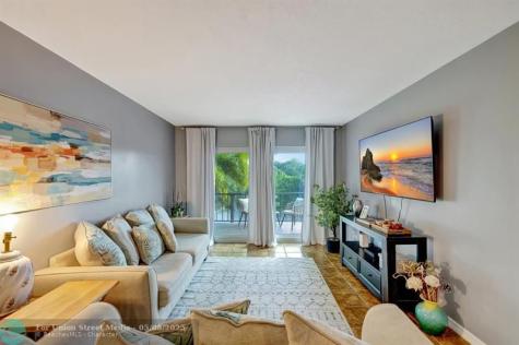 3004 NE 5th Terrace Wilton Manors FL 33334