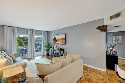 3004 NE 5th Terrace Wilton Manors FL 33334