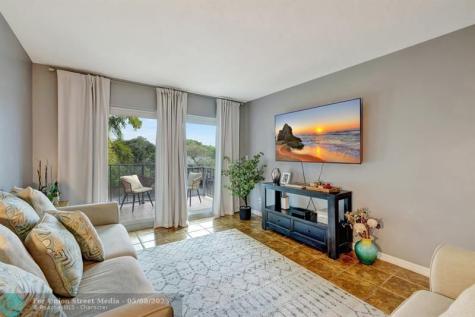 3004 NE 5th Terrace Wilton Manors FL 33334