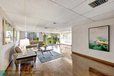 3004 NE 5th Terrace Wilton Manors FL 33334