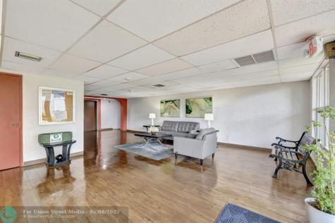 3004 NE 5th Terrace Wilton Manors FL 33334