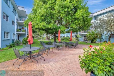 3004 NE 5th Terrace Wilton Manors FL 33334