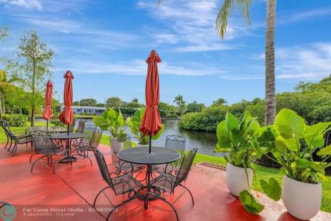 3004 NE 5th Terrace Wilton Manors FL 33334