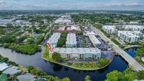 3004 NE 5th Terrace Wilton Manors FL 33334