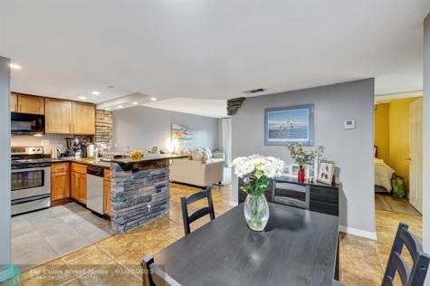3004 NE 5th Terrace Wilton Manors FL 33334