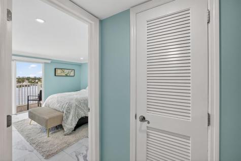 95 N Birch Road Fort Lauderdale FL 33304