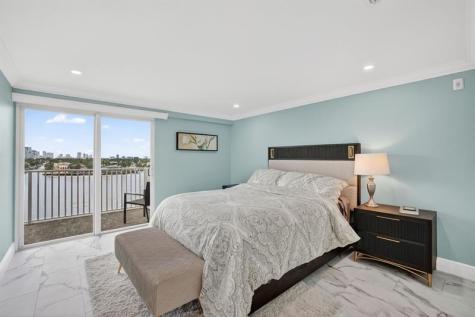 95 N Birch Road Fort Lauderdale FL 33304