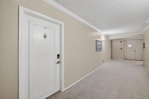 95 N Birch Road Fort Lauderdale FL 33304