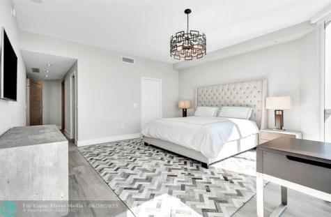 17111 Biscayne Boulevard North Miami Beach FL 33160