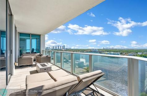 17111 Biscayne Boulevard North Miami Beach FL 33160