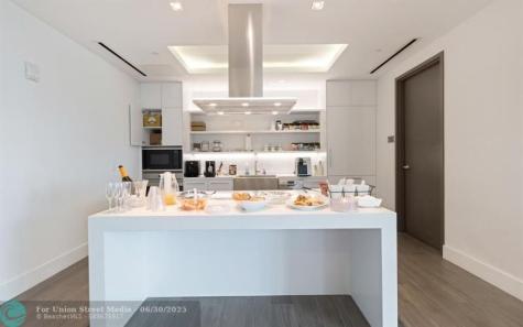 17111 Biscayne Boulevard North Miami Beach FL 33160