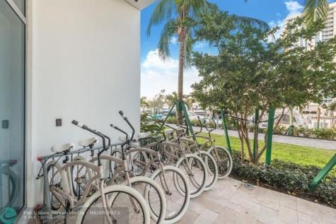 17111 Biscayne Boulevard North Miami Beach FL 33160