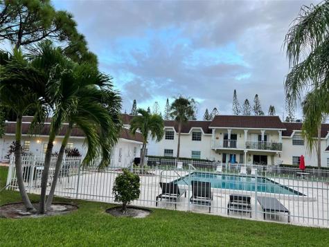 708 SE 2nd Avenue Deerfield Beach FL 33441