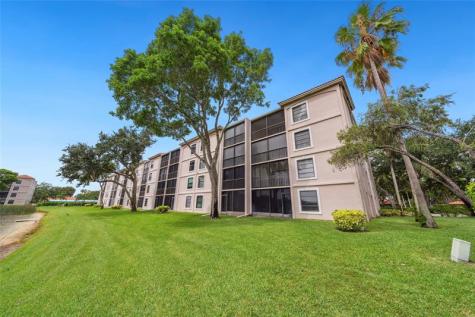 6269 Pointe Regal Circle Delray Beach FL 33484