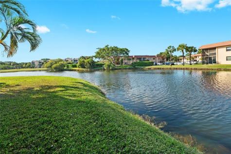 140 Lakeview Drive Weston FL 33326