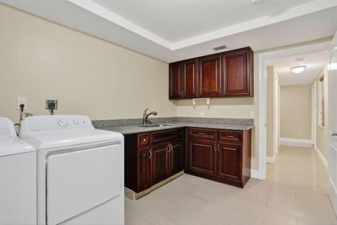 3499 Oaks Way Pompano Beach FL 33069