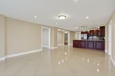 3499 Oaks Way Pompano Beach FL 33069
