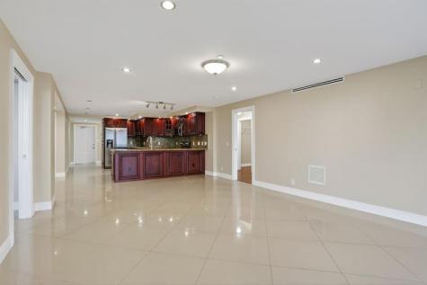 3499 Oaks Way Pompano Beach FL 33069