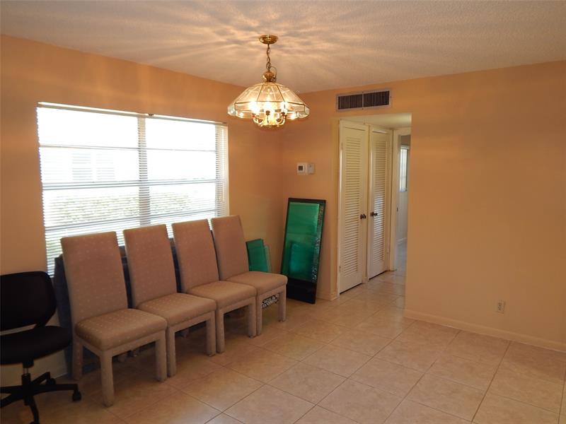 393 Capri I Delray Beach FL 33484
