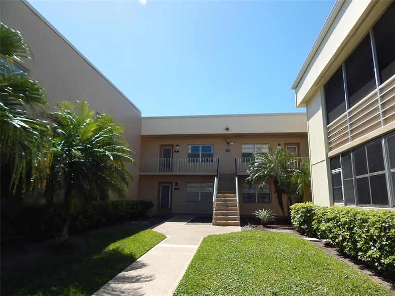 393 Capri I Delray Beach FL 33484