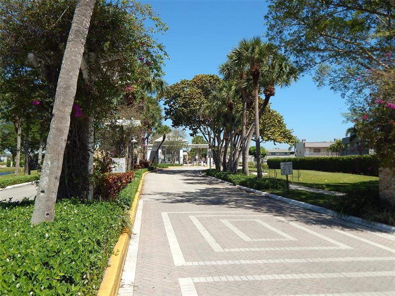 393 Capri I Delray Beach FL 33484