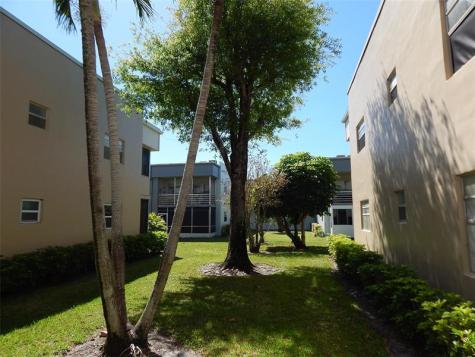 393 Capri I Delray Beach FL 33484