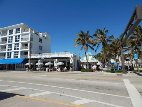 393 Capri I Delray Beach FL 33484