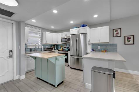 3100 NE 49th Street Fort Lauderdale FL 33308