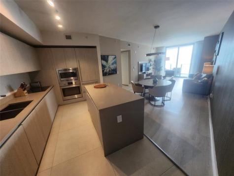 4111 S Ocean Drive Hollywood FL 33019