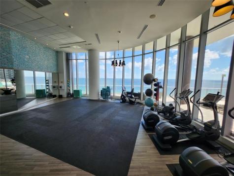 4111 S Ocean Drive Hollywood FL 33019