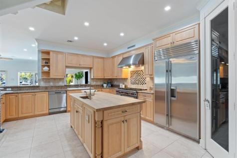 59 Hendricks Isle Fort Lauderdale FL 33301