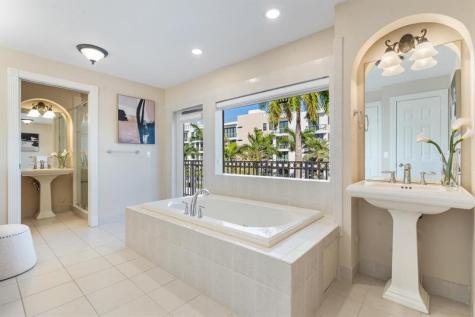 59 Hendricks Isle Fort Lauderdale FL 33301