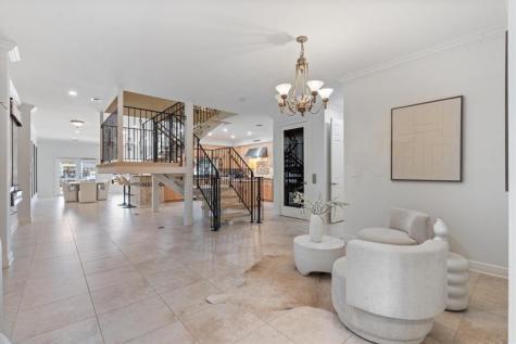 59 Hendricks Isle Fort Lauderdale FL 33301