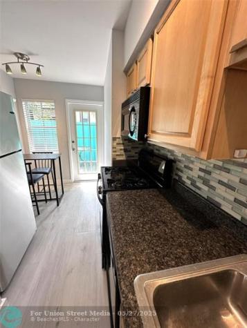 805 NE 17th Avenue Fort Lauderdale FL 33304