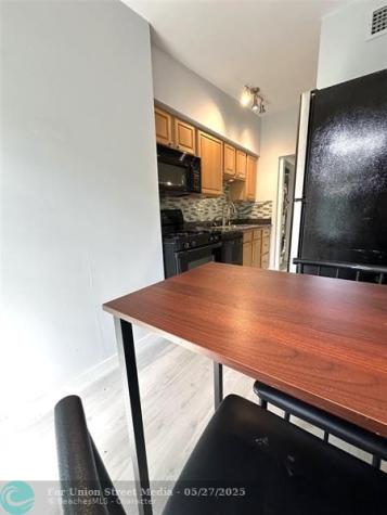 805 NE 17th Avenue Fort Lauderdale FL 33304