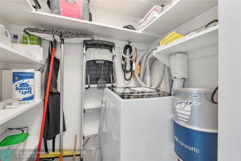 500 Layne Boulevard Hallandale Beach fl 33009