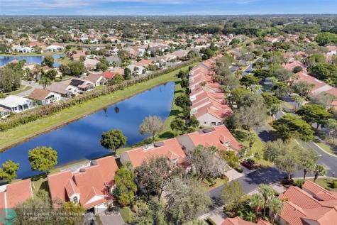 7889 Lake Sands Drive Delray Beach FL 33446