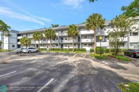 8380 Sands Point Boulevard Tamarac FL 33321