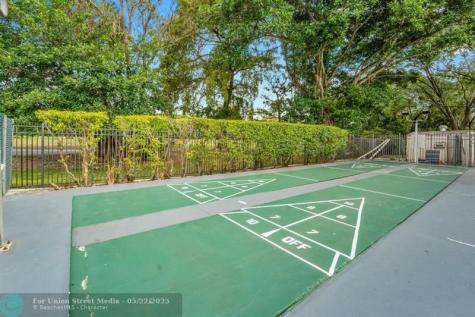 8380 Sands Point Boulevard Tamarac FL 33321