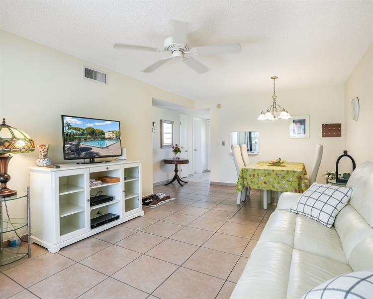 2615 NE 3rd Court Boynton Beach FL 33435