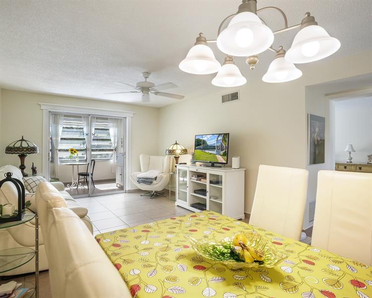 2615 NE 3rd Court Boynton Beach FL 33435