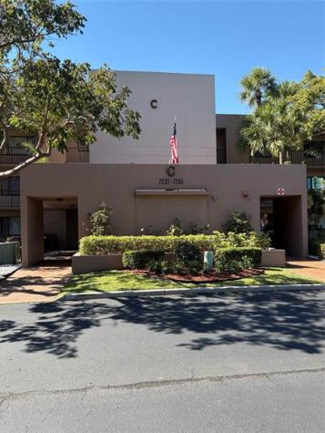 7275 Ashmont Circle Tamarac FL 33321